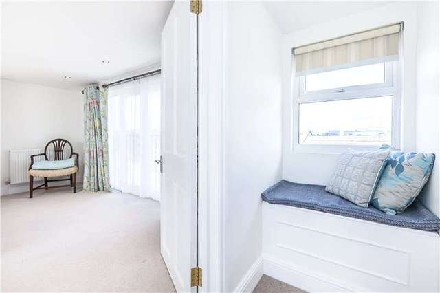  Image of 5 bedroom Terraced house for sale in Chevening Road London SE10 at London  Greenwich, SE10 0LA