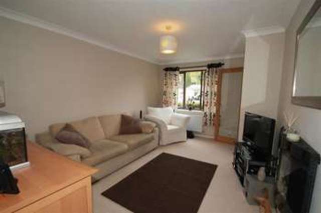  Image of 3 bedroom Semi-Detached house to rent in Cheviot Drive Fleet GU51 at Cheviot Drive  Fleet, GU51 2TF