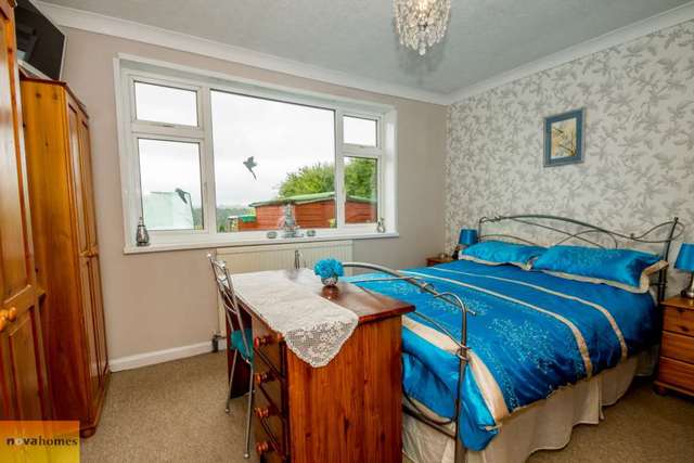  Image of 3 bedroom Detached house for sale in Chilsworthy Gunnislake PL18 at Chilsworthy Gunnislake, PL18 9PB