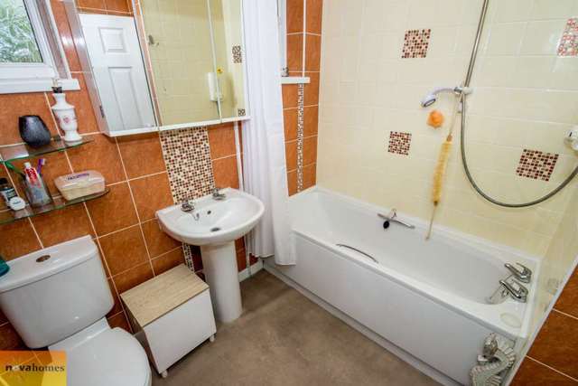  Image of 3 bedroom Detached house for sale in Chilsworthy Gunnislake PL18 at Chilsworthy Gunnislake, PL18 9PB