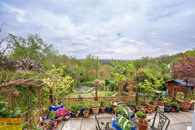  Image of 3 bedroom Detached house for sale in Chilsworthy Gunnislake PL18 at Chilsworthy Gunnislake, PL18 9PB