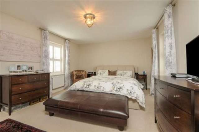  Image of 4 bedroom Detached house to rent in Chilton Field Way Chilton Didcot OX11 at Chilton, OX11 0SZ