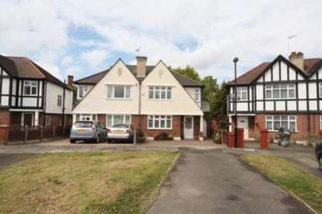  Image of 3 bedroom Semi-Detached house for sale in Chinnor Crescent Greenford UB6 at Chinnor Crescent  Greenford, UB6 9NZ