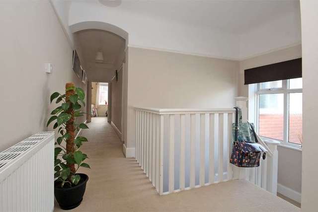  Image of 2 bedroom Flat for sale in Christchurch Road Boscombe Bournemouth BH7 at Christchurch Road Boscombe East Bournemouth, BH7 6BQ
