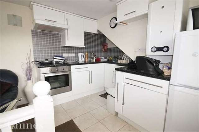  Image of 2 bedroom Apartment for sale in Christchurch Road Boscombe Bournemouth BH7 at Christchurch Road Bournemouth Pokesdown, BH7 6DQ