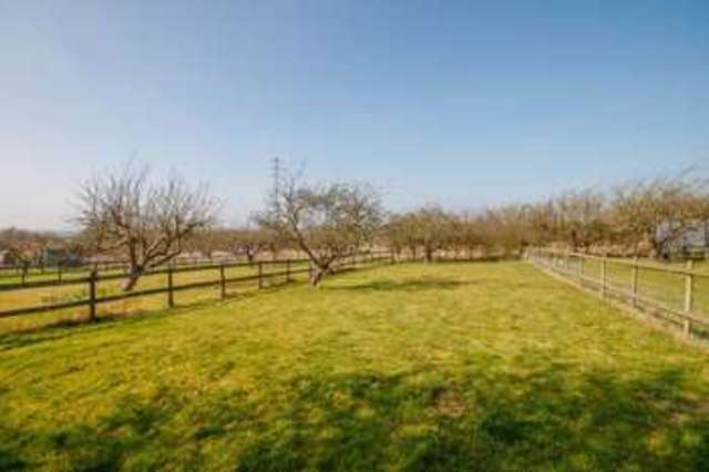  Image of 4 bedroom Detached house to rent in Church Hill Cheddington Leighton Buzzard LU7 at Church Hill Cheddington Leighton Buzzard, LU7 0SX