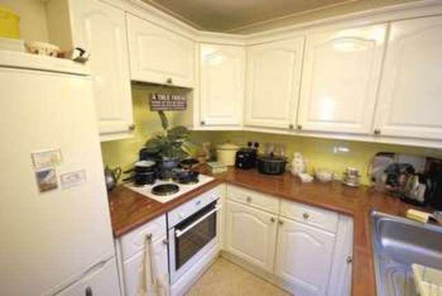  Image of 2 bedroom Flat for sale in Church Road Gosport PO12 at 21 Church Road, Alverstoke Gosport, PO12 2LX