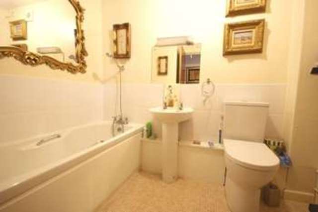  Image of 2 bedroom Flat for sale in Church Road Gosport PO12 at 21 Church Road, Alverstoke Gosport, PO12 2LX