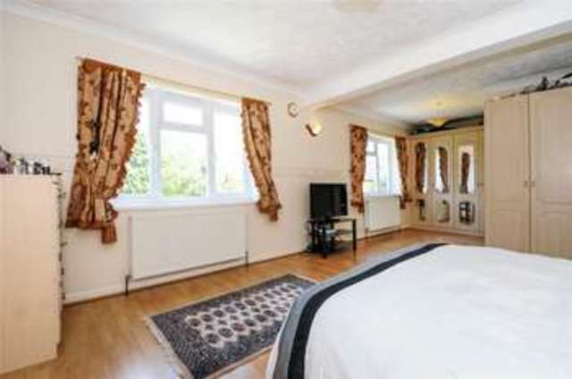  Image of 5 bedroom Detached house for sale in Church Road Earley Reading RG6 at Earley Reading Woodley, RG6 1HS
