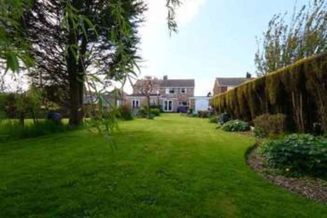  Image of 3 bedroom Semi-Detached house for sale in Church Road Wawne Hull HU7 at Church Road Wawne Hull, HU7 5XJ