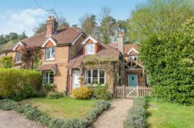 Image of 4 bedroom Semi-Detached house for sale in Churt Churt Farnham GU10 at Churt Farnham Churt, GU10 2HN