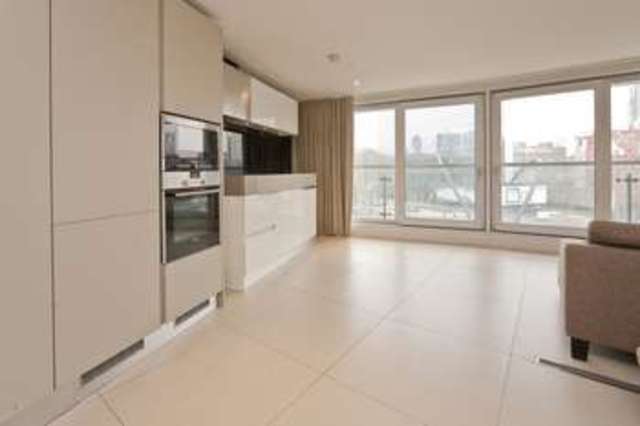  Image of Flat to rent in City Road London EC1Y at Shoreditch London Barbican, EC1Y 1AF