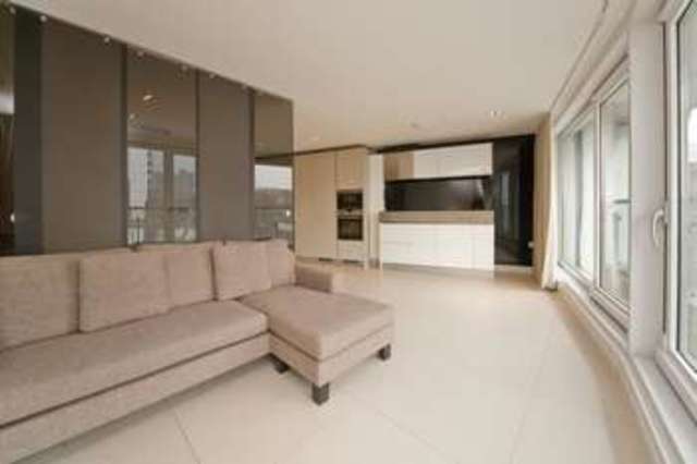  Image of Flat to rent in City Road London EC1Y at Shoreditch London Barbican, EC1Y 1AF