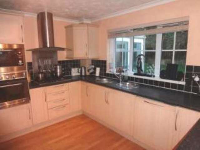  Image of 4 bedroom Detached house for sale in Valley Park Drive Horndean Waterlooville PO8 at Clanfield Waterlooville Clanfield, PO8 0PT