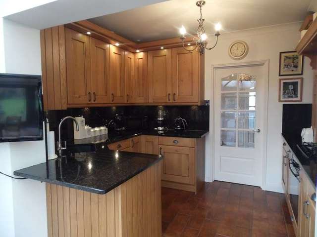  Image of 5 bedroom Detached house for sale in Clarence Road Benfleet SS7 at Clarence Road  Benfleet, SS7 1DD