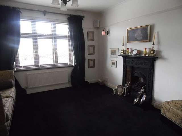  Image of 5 bedroom Detached house for sale in Clarence Road Benfleet SS7 at Clarence Road  Benfleet, SS7 1DD