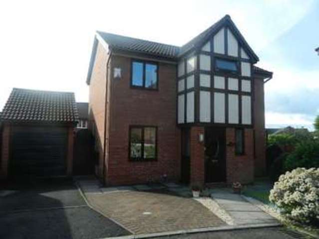  Image of 3 bedroom Detached house for sale in Claydon Drive Radcliffe Manchester M26 at Claydon Drive Radcliffe Manchester, M26 3XA