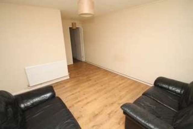  Image of 1 bedroom Flat for sale in Clearbrook Close High Wycombe HP13 at Clearbrook Close  High Wycombe, HP13 7BS