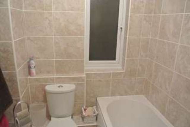 Image of 2 bedroom Terraced house to rent in Clover Field Lychpit Basingstoke RG24 at Clover Field Lychpit Basingstoke, RG24 8SR
