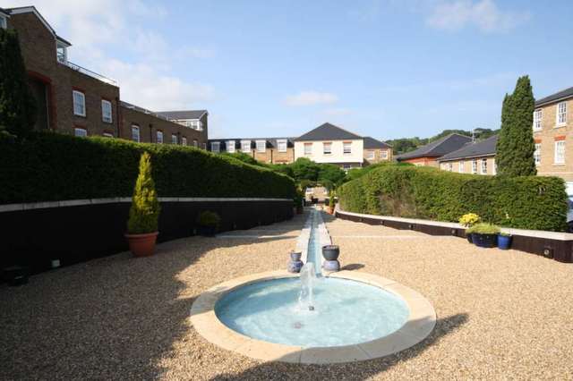  Image of 2 bedroom Flat to rent in Manor Street Berkhamsted HP4 at Clunbury Court  Berkhamsted, HP4 2FF