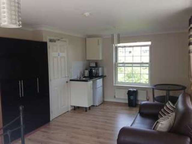  Image of House Share to rent in Bardsley Close Colchester CO4 at Bardsley Close  Colchester, CO4 5GS