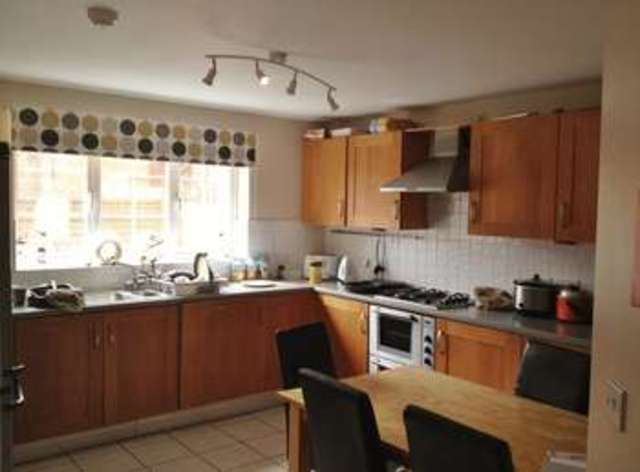  Image of House Share to rent in Bardsley Close Colchester CO4 at Bardsley Close  Colchester, CO4 5GS