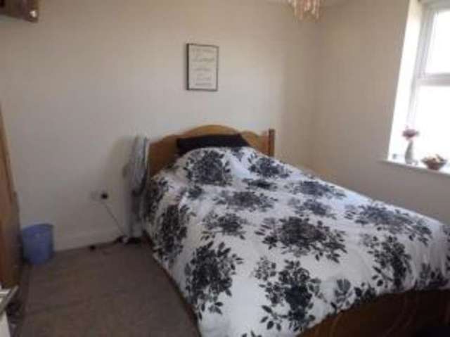  Image of 1 bedroom Maisonette for sale in Lucas Road Colchester CO2 at Colchester Essex Old Heath, CO2 7ER