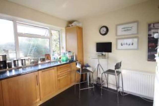  Image of 2 bedroom Maisonette for sale in Kitts End Road Barnet EN5 at Kitts End Road Barnet Monken Hadley, EN5 4QG