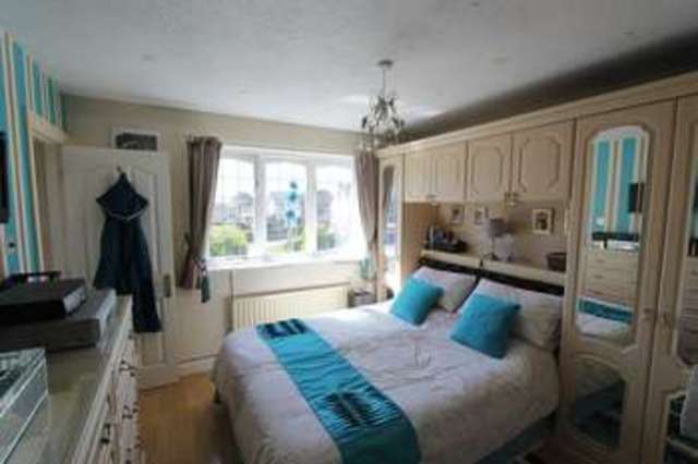  Image of 4 bedroom Detached house for sale in Colleridge Grove Beverley HU17 at Colleridge Grove  Beverley, HU17 8XD