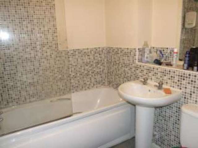  Image of 1 bedroom Flat for sale in Colling Close Loughborough LE11 at Loughborough Leicestershire Thorpe Acre, LE11 5EP