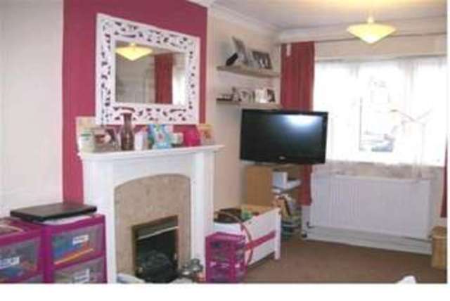  Image of 2 bedroom Flat to rent in Colwyn Close Ellesmere Port CH65 at Ellesmere Port, CH65 9FB