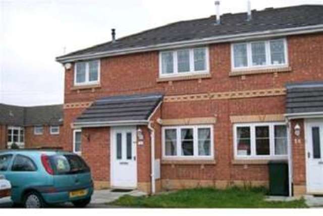  Image of 2 bedroom Flat to rent in Colwyn Close Ellesmere Port CH65 at Ellesmere Port, CH65 9FB