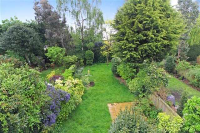  Image of 4 bedroom Detached house to rent in Combemartin Road London SW18 at Southfields, SW18 5PR