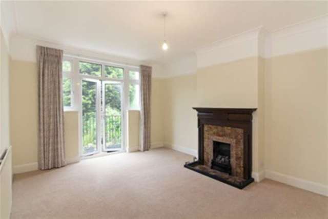  Image of 4 bedroom Detached house to rent in Combemartin Road London SW18 at Southfields, SW18 5PR