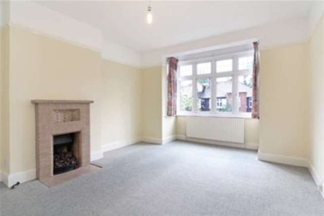  Image of 4 bedroom Detached house to rent in Combemartin Road London SW18 at Southfields, SW18 5PR