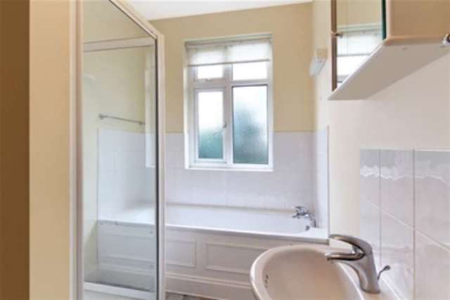  Image of 4 bedroom Detached house to rent in Combemartin Road London SW18 at Southfields, SW18 5PR
