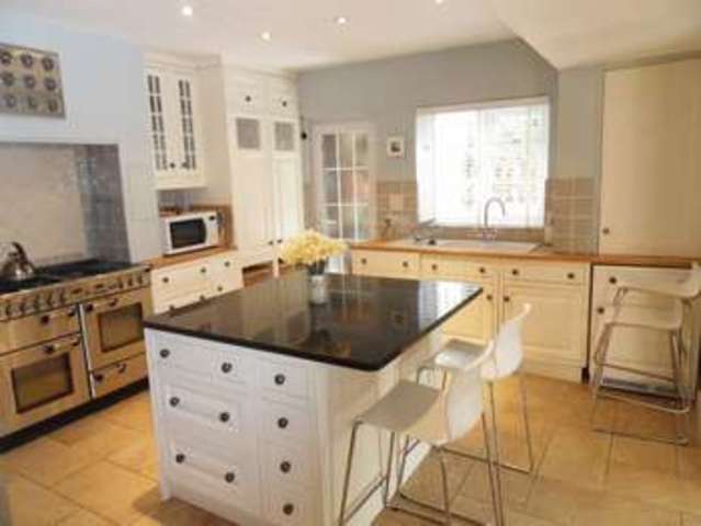  Image of 4 bedroom Semi-Detached house for sale in High Road Cookham Maidenhead SL6 at High Road  Cookham, SL6 9HZ