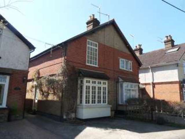  Image of 3 bedroom Semi-Detached house for sale in Lower Road Cookham Maidenhead SL6 at Lower Road  Cookham, SL6 9ET