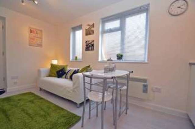 Image of 1 bedroom Flat for sale in Corner Croft Clevedon BS21 at Corner Croft  Clevedon, BS21 5DB