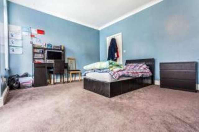  Image of 4 bedroom Terraced house for sale in Corporation Road Cardiff CF11 at Cardiff Caerdydd Grangetown, CF11 7AR