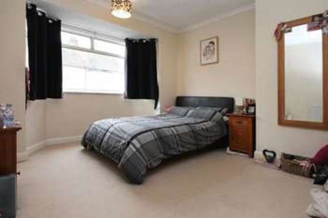  Image of 3 bedroom Terraced house to rent in Cottall Avenue Chatham ME4 at Cottall Avenue  Chatham, ME4 6HG