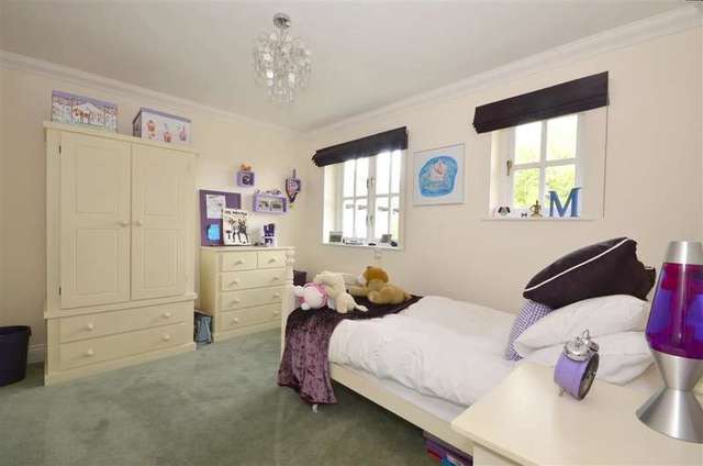  Image of 4 bedroom Detached house for sale in Couchman Green Lane Staplehurst Tonbridge TN12 at Staplehurst Kent Staplehurst, TN12 0RS