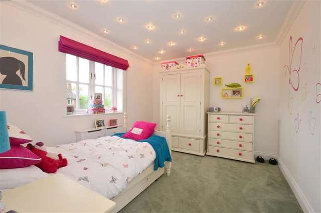  Image of 4 bedroom Detached house for sale in Couchman Green Lane Staplehurst Tonbridge TN12 at Staplehurst Kent Staplehurst, TN12 0RS