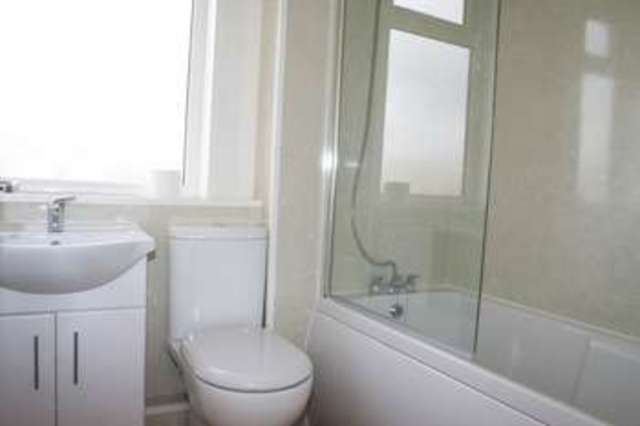  Image of 3 bedroom Semi-Detached house to rent in Sycamore Road Tiverton EX16 at Sycamore Road  Tiverton, EX16 6JL