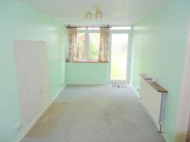  Image of 3 bedroom Terraced house for sale in Craigavon Road Hemel Hempstead HP2 at Craigavon Road  Hemel Hempstead, HP2 6AZ