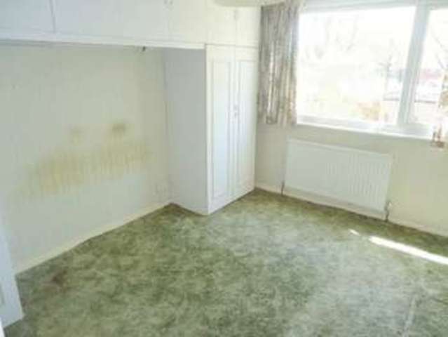  Image of 3 bedroom Terraced house for sale in Craigavon Road Hemel Hempstead HP2 at Craigavon Road  Hemel Hempstead, HP2 6AZ