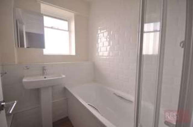  Image of 3 bedroom Flat to rent in Craven Terrace London W2 at Craven Terrace  London, W2 3PP