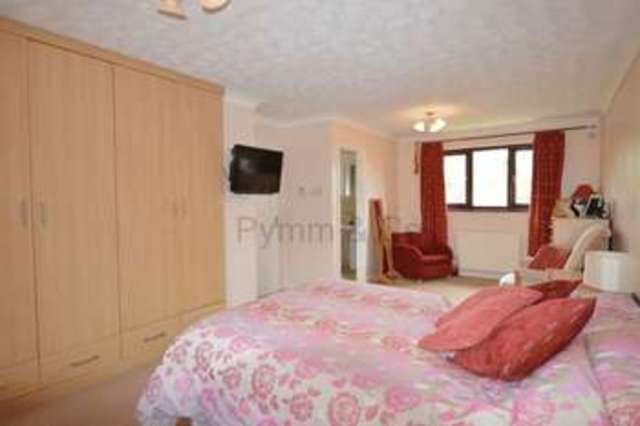  Image of 4 bedroom Detached house for sale in Cuckoofield Lane Bracon Ash Norwich NR14 at Cuckoofield Lane Bracon Ash Norwich, NR14 8EJ