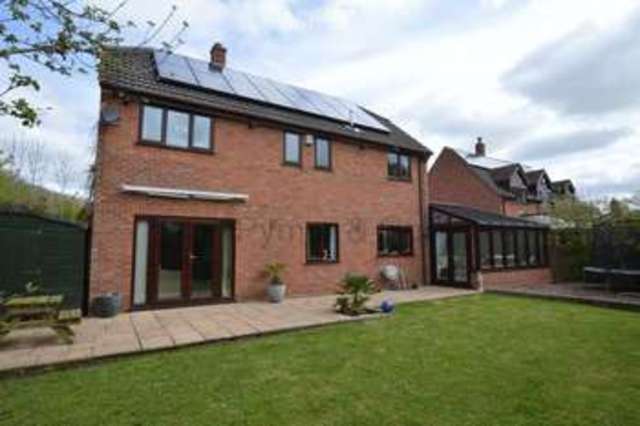  Image of 4 bedroom Detached house for sale in Cuckoofield Lane Bracon Ash Norwich NR14 at Cuckoofield Lane Bracon Ash Norwich, NR14 8EJ
