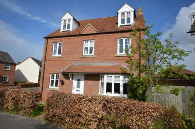  Image of 6 bedroom Detached house for sale in Curlew Drive Crossgates Scarborough YO12 at Curlew Drive Crossgates Scarborough, YO12 4TP